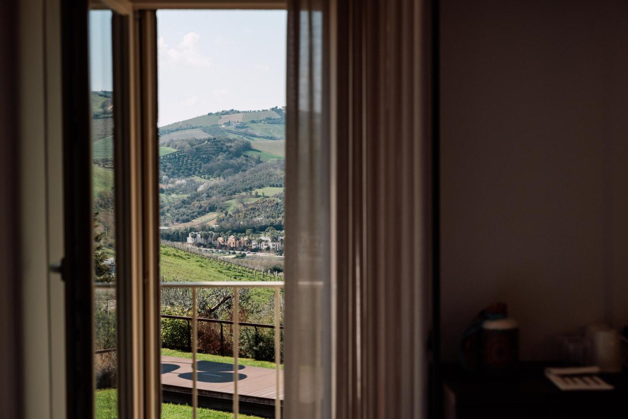 Farm stay Colle Serrano Relais &